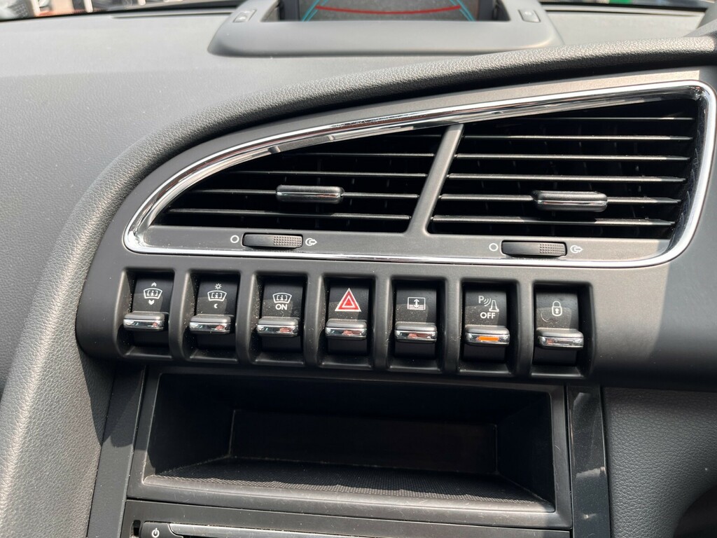 Peugeot 3008 1.6 E Brown #20