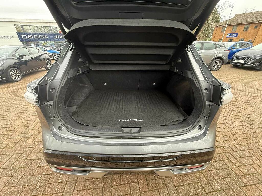 Nissan Qashqai 1.3 Dig-t Mh Tekna Grey #5