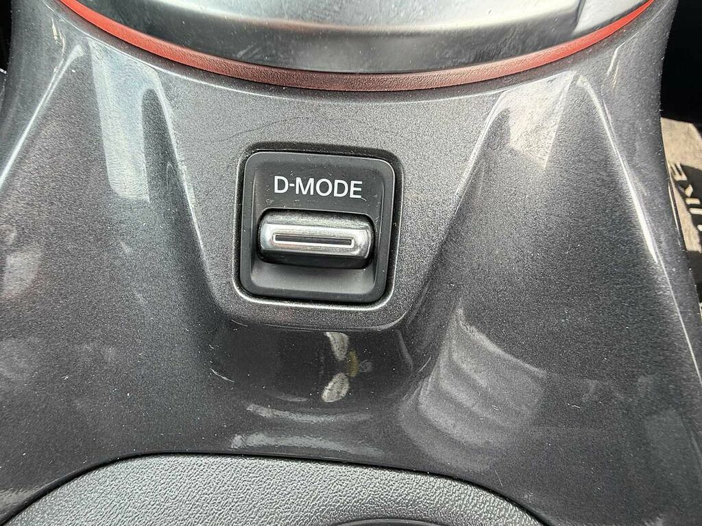 Nissan Juke Dig-t N-connecta Dct Black #38