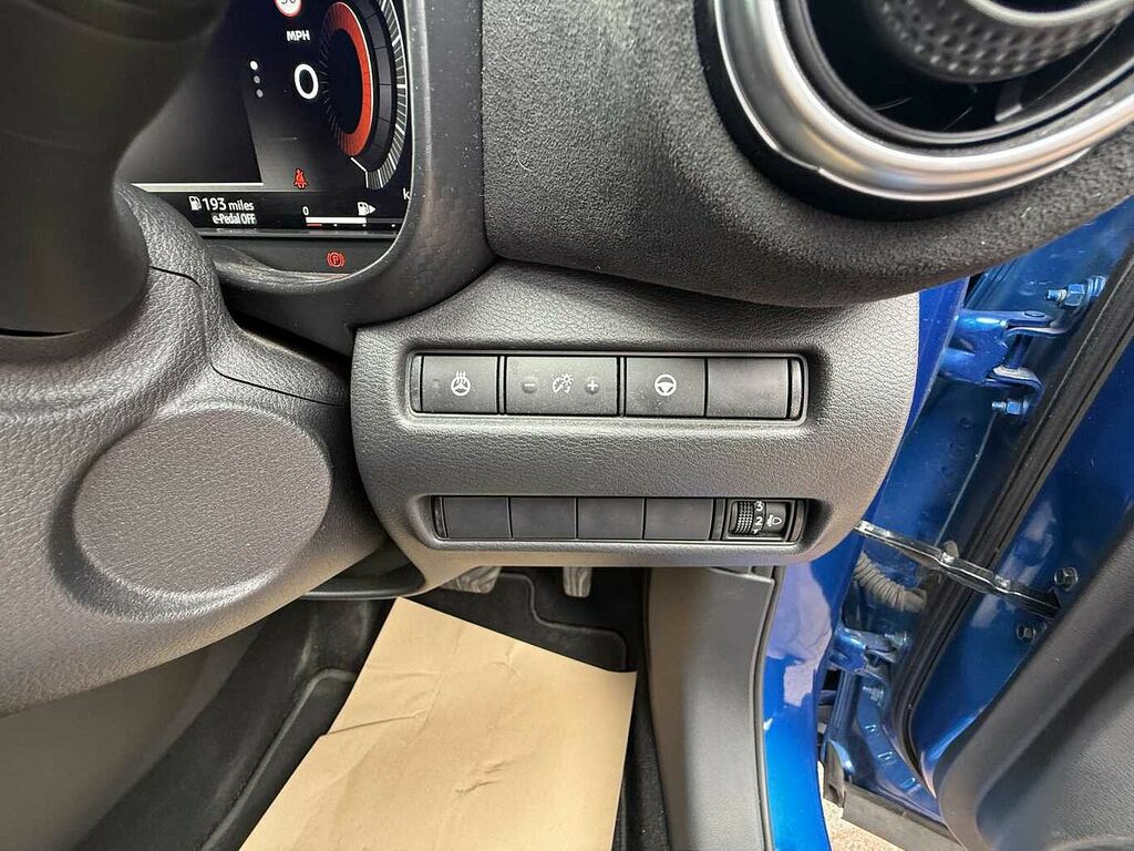 Nissan Juke 1.0 Dig-t N-connecta Dct Yellow #24