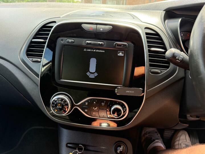 Renault Captur 0.9 Tce Energy Iconic Suv Red #38