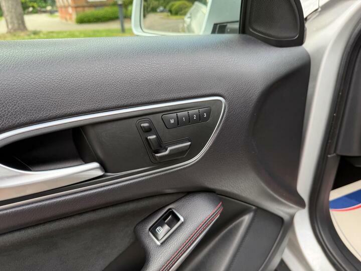 Mercedes-Benz GLA Class 2.1L Gla200 Cdi Amg Line Premium 136 Bhp Silver #30
