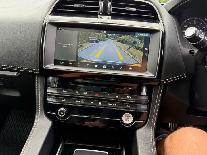 Jaguar F-Pace 2.0 D180 Chequered Flag Awd Euro 6 Ss Grey #3
