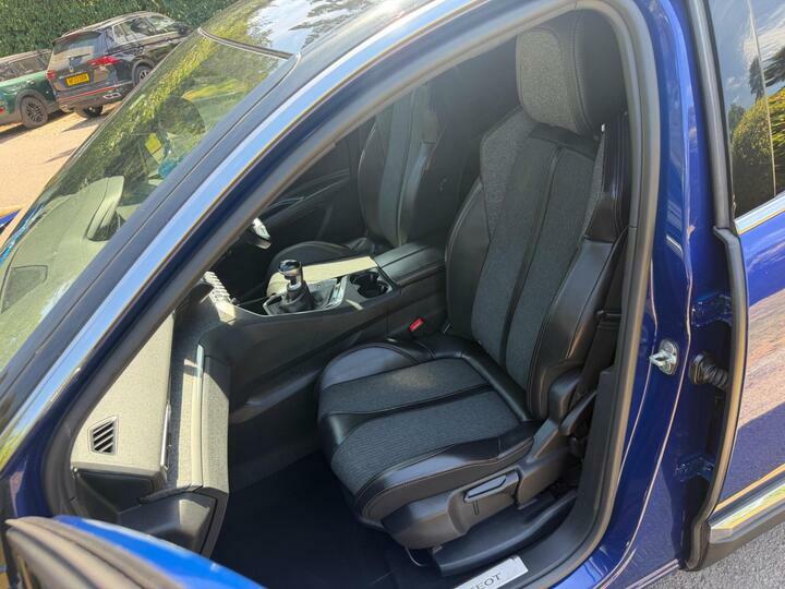 Peugeot 3008 1.2 Puretech Gt Line Euro 6 Ss Blue #3