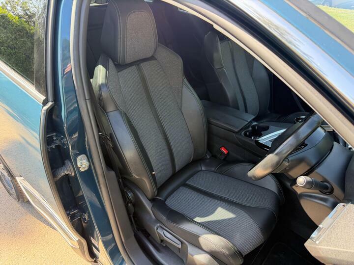 Peugeot 3008 1.2 Puretech Allure Euro 6 Ss Grey #28