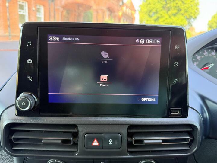 Peugeot Rifter 1.5 Bluehdi Allure Premium Standard Mpv Grey #41