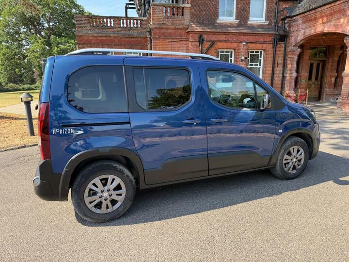 Peugeot Rifter 1.5 Bluehdi Allure Premium Standard Mpv Grey #18