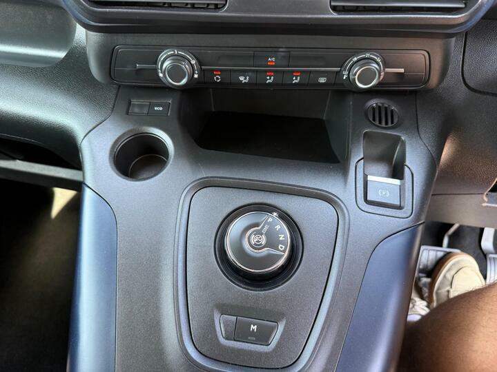 Peugeot Rifter 1.5 Bluehdi Allure Premium Standard Mpv Grey #36