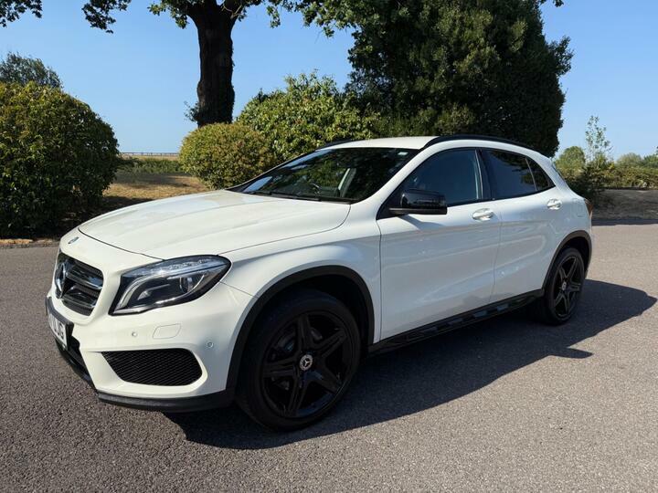 Mercedes-Benz GLA Class 2.1 Gla220d Amg Line Premium 7G-dct 4Matic Euro YN17UJG White #6