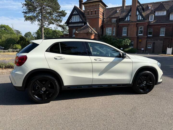 Mercedes-Benz GLA Class Gla 200D 4Matic Amg Line Premium Plus Grey #17