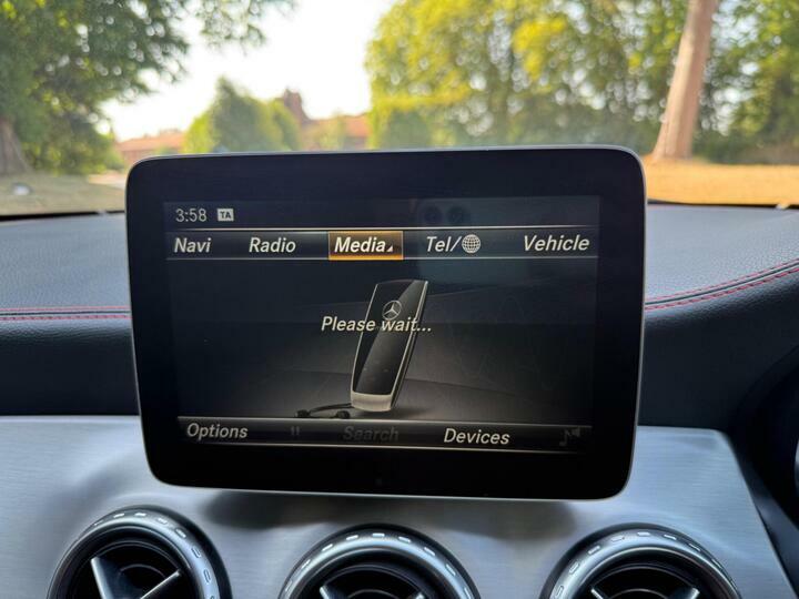 Mercedes-Benz GLA Class Gla 200D 4Matic Amg Line Premium Plus Grey #45