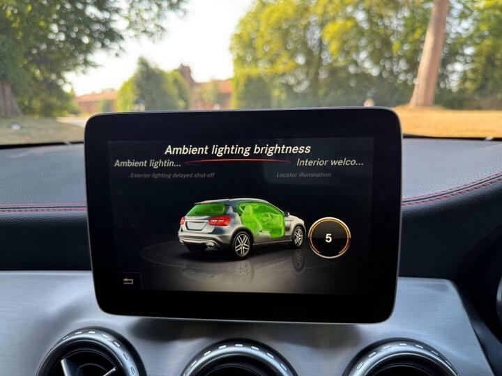 Mercedes-Benz GLA Class Gla 200D 4Matic Amg Line Premium Plus Grey #52