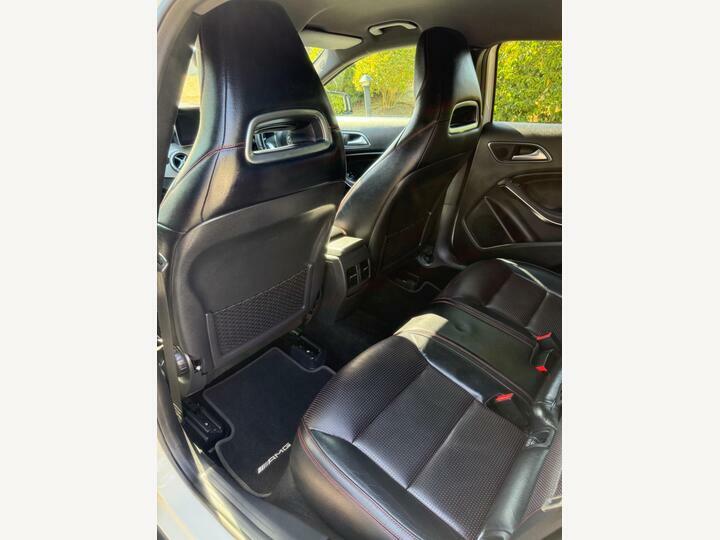 Mercedes-Benz GLA Class Gla 200D 4Matic Amg Line Premium Plus Grey #39