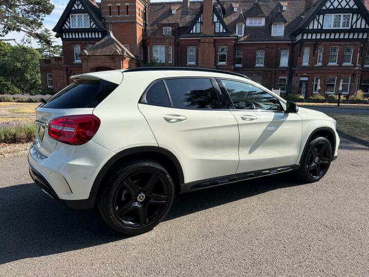 Mercedes-Benz GLA Class Gla 200D 4Matic Amg Line Premium Plus Grey #18
