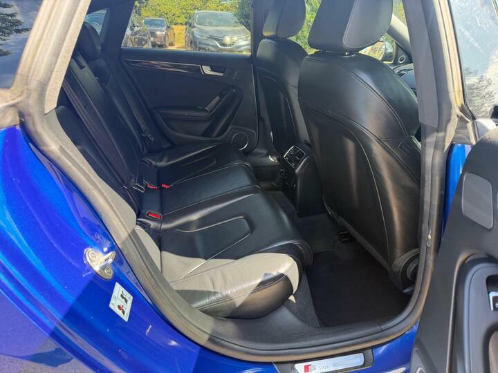 Audi A5 S5 Quattro Black Edition S Tronic Blue #17