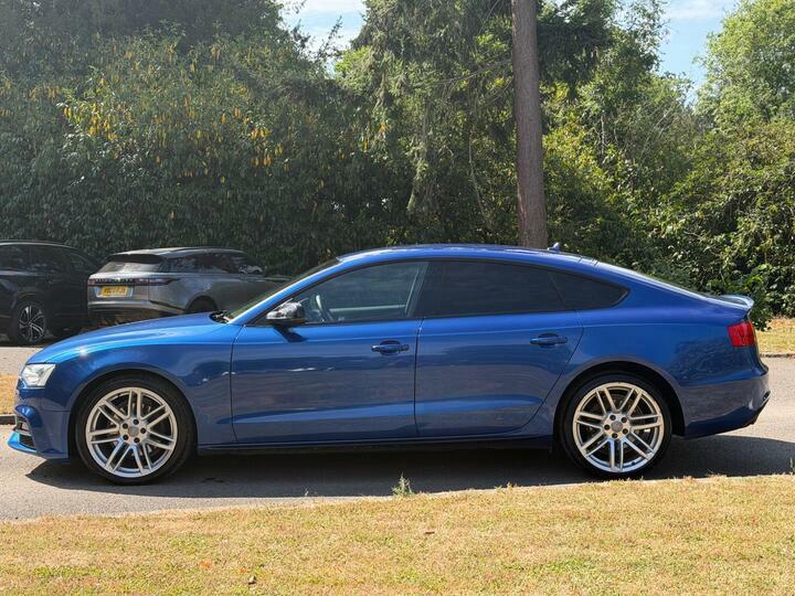 Audi A5 2.0 Tdi Black Edition Plus Sportback S Tronic Quat Blue #2