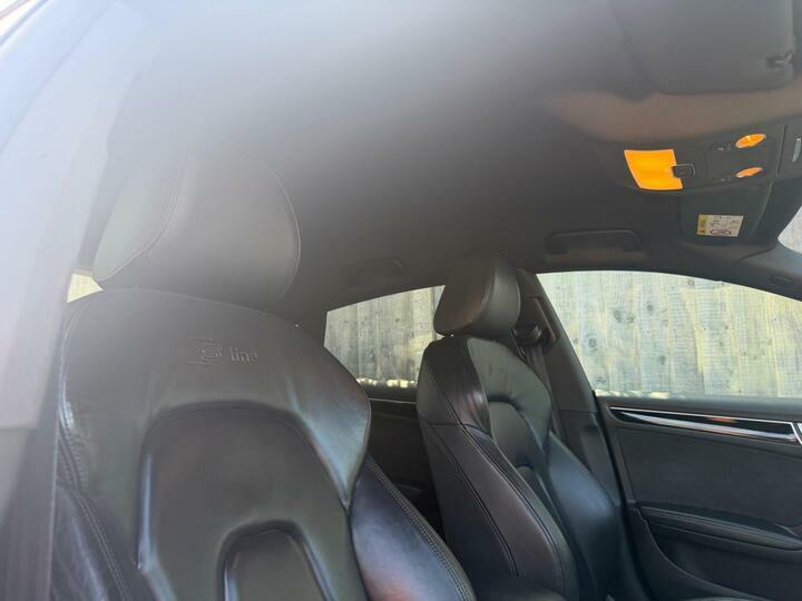 Audi A5 S5 Quattro Black Edition S Tronic Blue #35