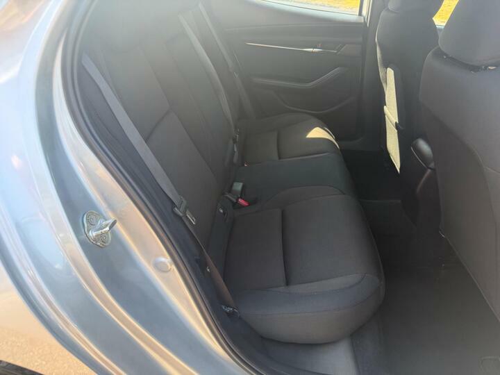 Mazda 3 2.0 Skyactiv G Mhev Se-l Lux Grey #24