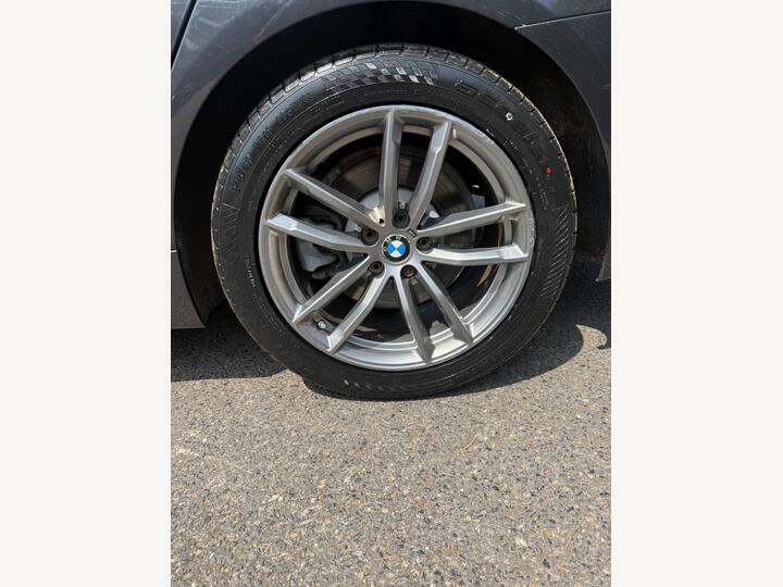 BMW 5 Series 520D Se Silver #51