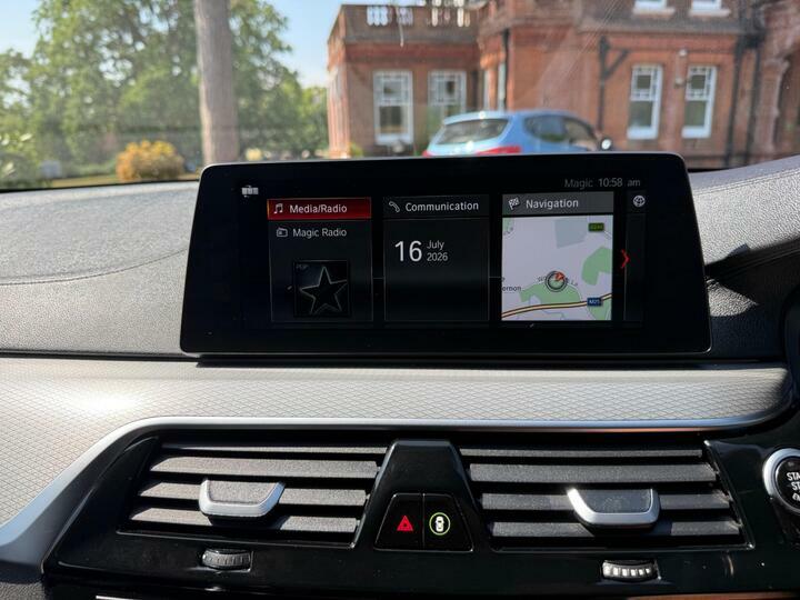 BMW 5 Series 520D Se Silver #42
