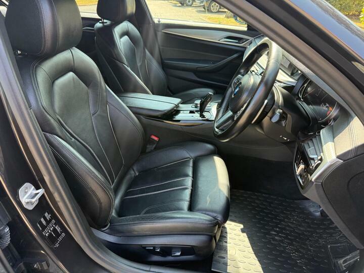 BMW 5 Series 520D Se Silver #36