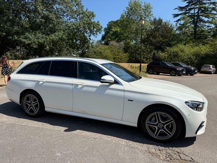 Mercedes-Benz E Class 3.0 E53 Biturbo Gpf Mhev Eq Boost Amg Premium Plu Red #24