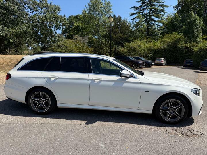 Mercedes-Benz E Class 3.0 E53 Biturbo Gpf Mhev Eq Boost Amg Premium Plu Red #25