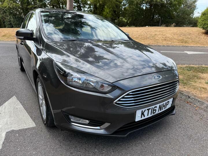 Ford Focus 1.0T Ecoboost Titanium Euro 6 Ss Grey #2