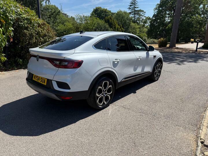 Renault Arkana 1.6 E-tech Fhev 145 Techno Estate White #7