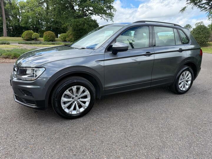 Volkswagen Tiguan Se Navigation Silver #18