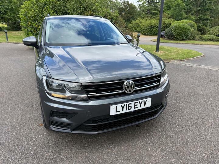 Volkswagen Tiguan Se Navigation Silver #13