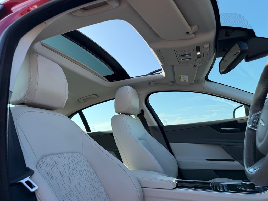 Jaguar XE 2.0I Portfolio Saloon Euro 6 Ss #2