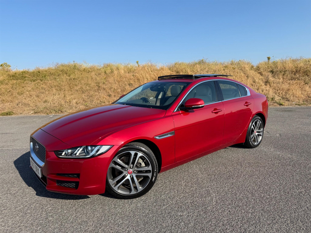 Jaguar XE D Prestige Ulez Blue #8