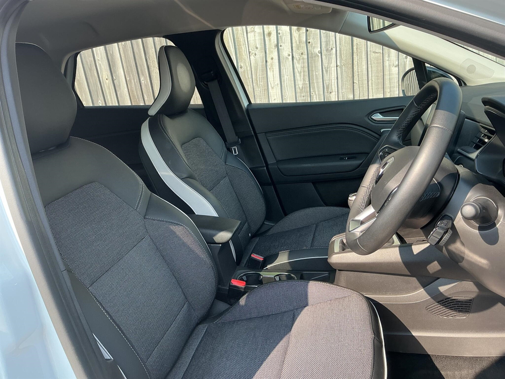 Renault Captur 1.0 Tce Techno Euro 6 Ss OU23PXK #6