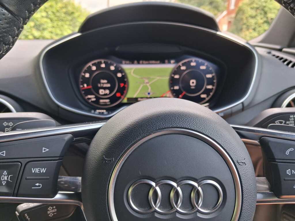 Audi TT 2.0 Tfsi Black Edition Black #5