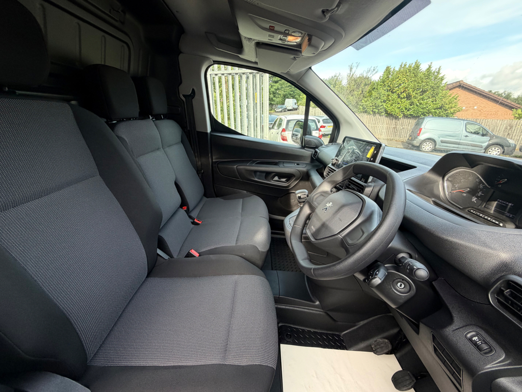 Peugeot Partner Panel Van 1.5 Bluehdi 1000 Professional Premium Grey #18