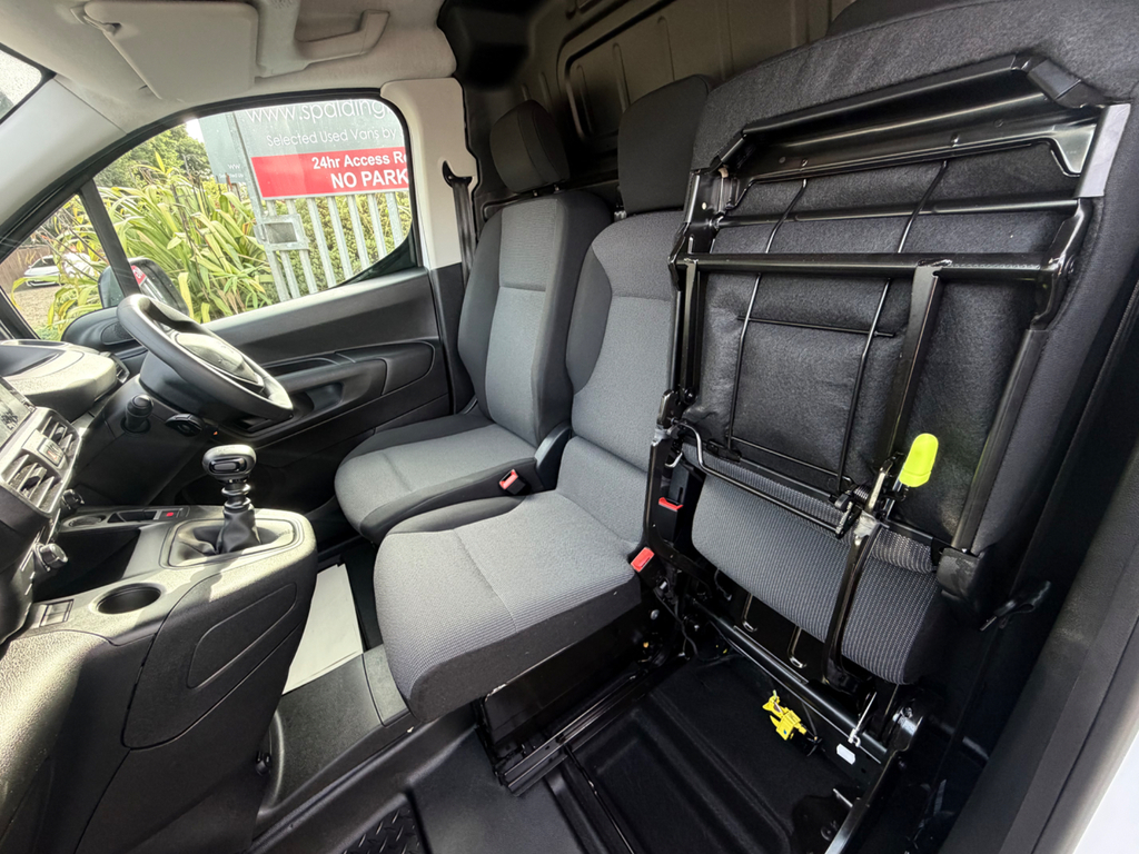 Peugeot Partner Panel Van 1.5 Bluehdi 1000 Professional Premium Grey #29