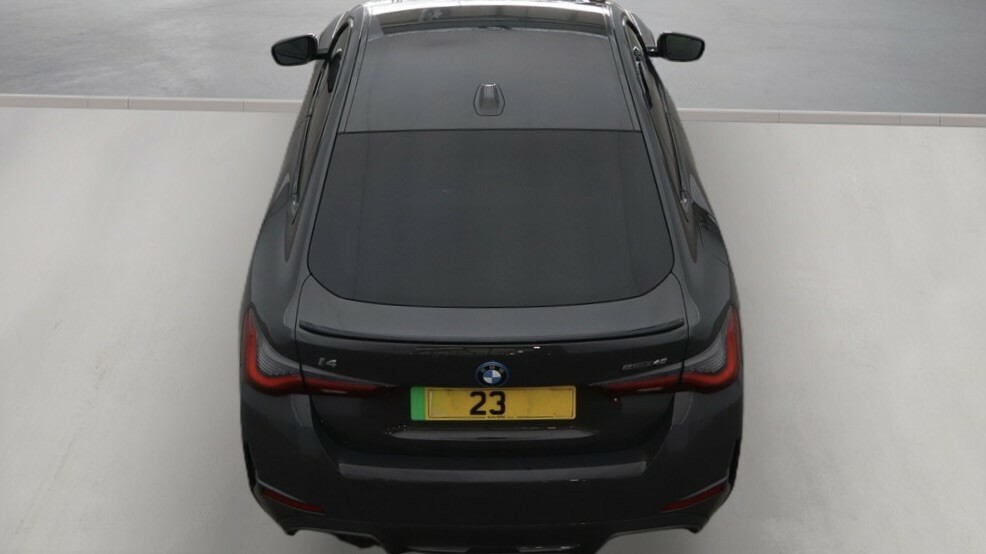 BMW i4 Edrive40 M Sport Tech Packharman Kardonhead Up  #4