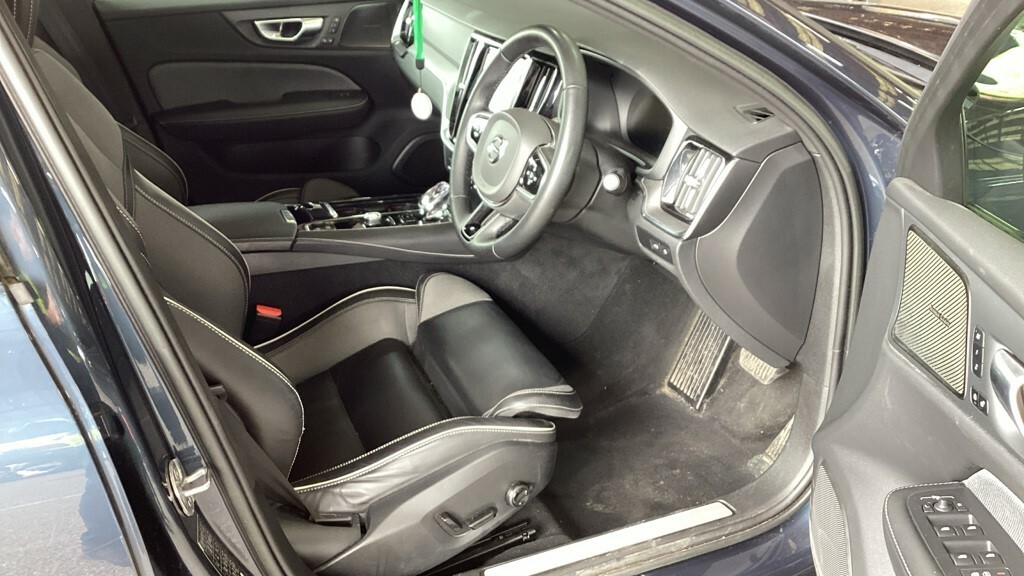 Volvo V60 Recharge T6 Ultimate Awd Volvo Pilotacc Cruisem  #2