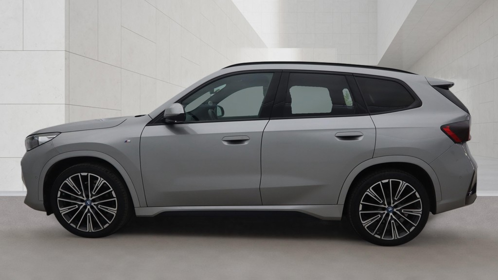 BMW iX1 Xdrive 30 M Sport Acc Cruisedriving Assistant Pr #3