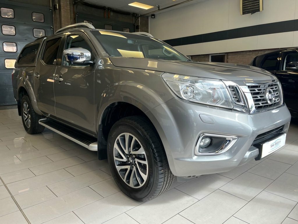 Nissan Navara 2.3L Tekna Grey
