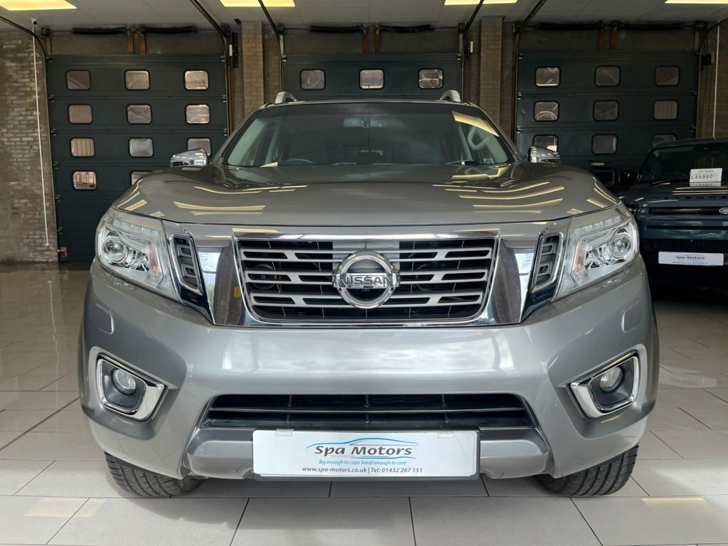 Nissan Navara 2.3L Tekna Grey #2