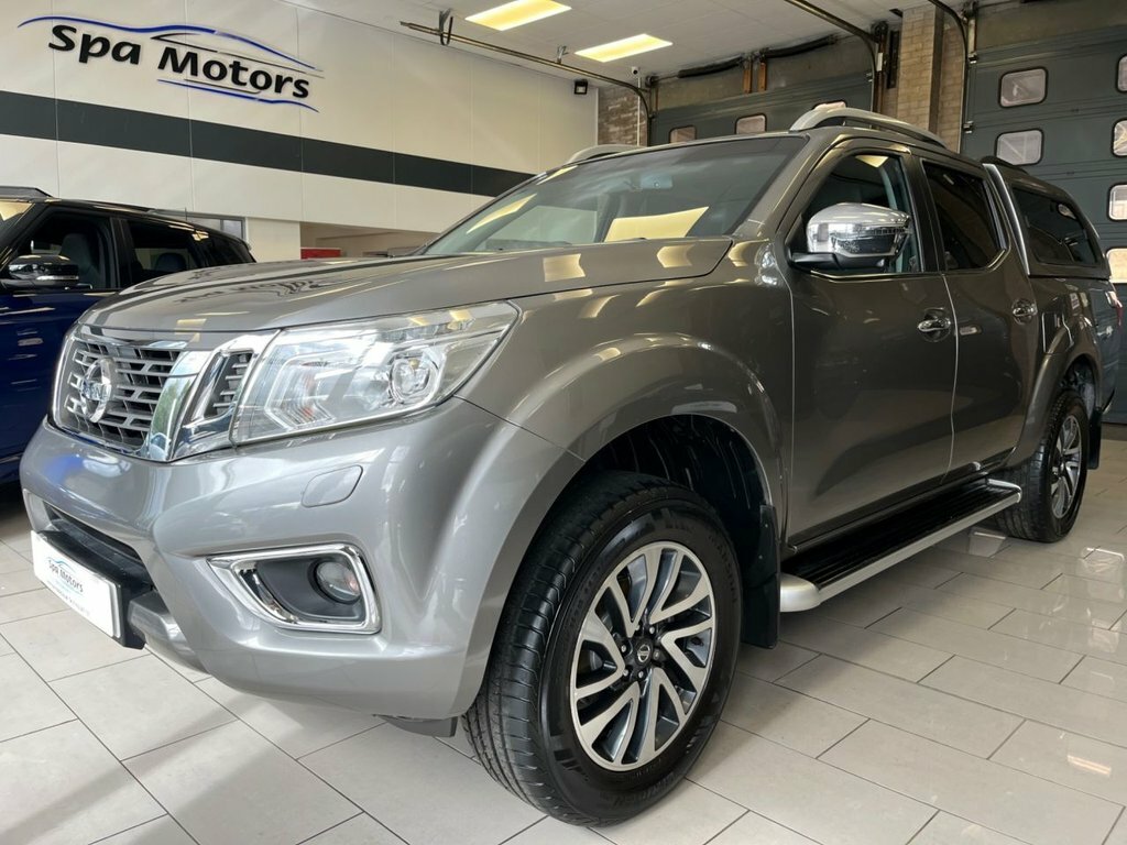 Nissan Navara 2.3L Tekna Grey #3