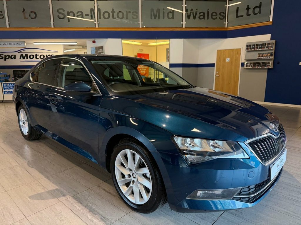 Skoda Superb 1.5L Se Technology Blue