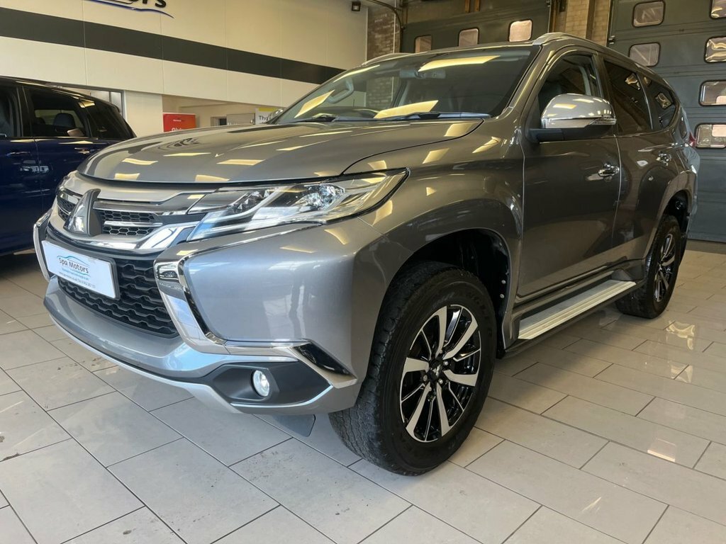 Mitsubishi Shogun Sport 2.4L 3 Grey #3