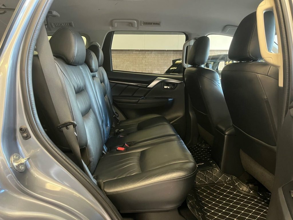 Mitsubishi Shogun Sport Shogun Sport Di-d 3 Grey #16