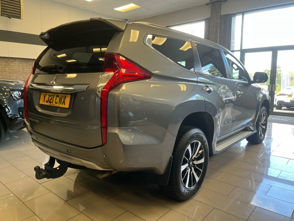 Mitsubishi Shogun Sport 2.4L 3 Grey #6