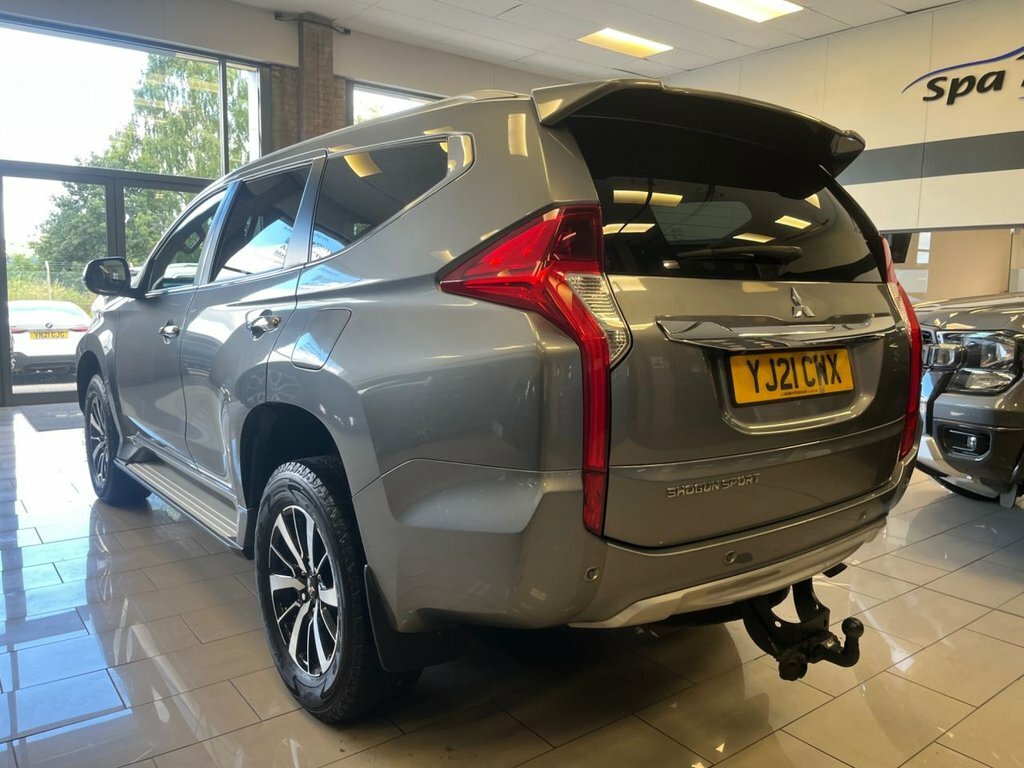 Mitsubishi Shogun Sport 2.4L 3 Grey #5