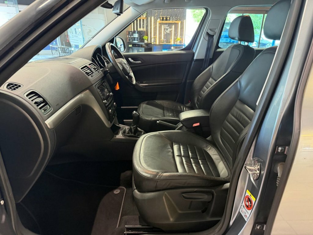 Skoda Yeti 2.0 Tdi Se 4Wd Euro 5 White #21