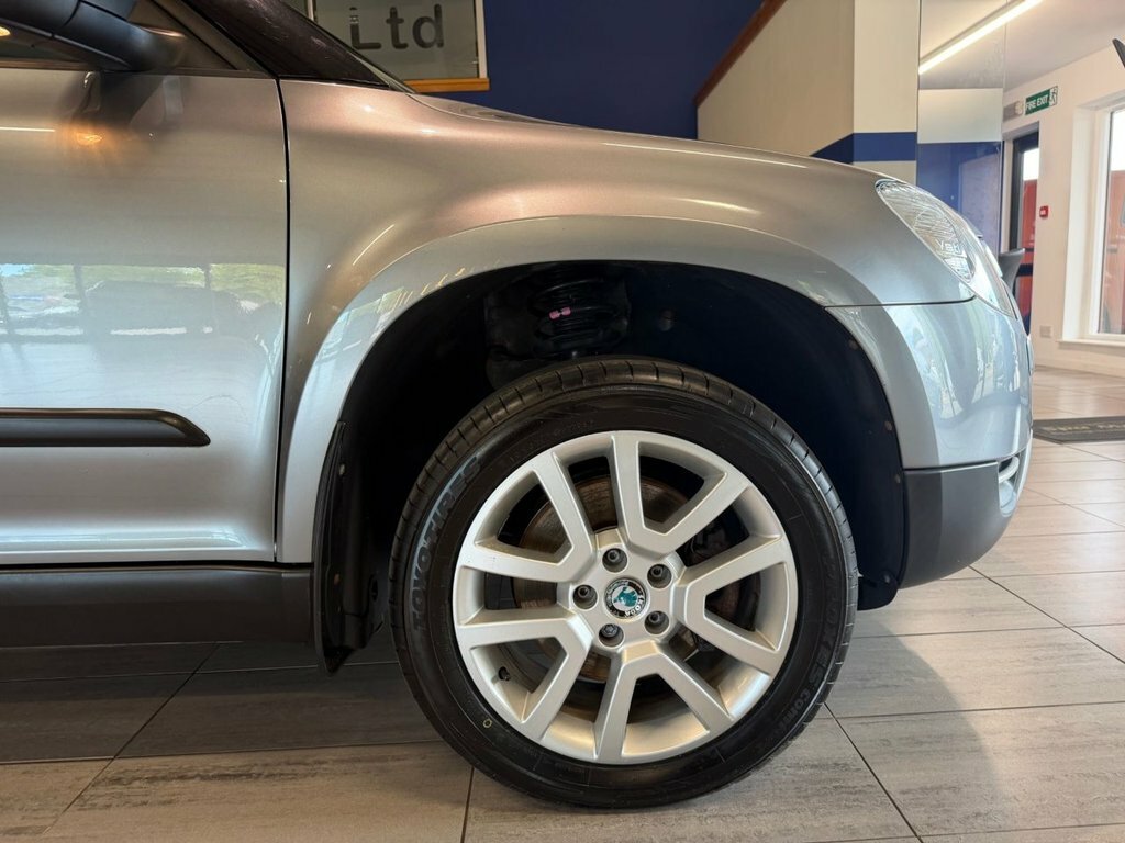 Skoda Yeti 2.0 Tdi Se 4Wd Euro 5 White #8